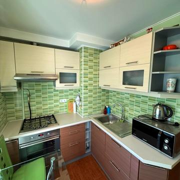 Докучаєвська вул., 16