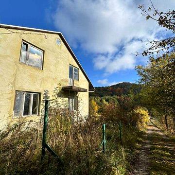 Продаж будинку з ділянкою 21 сот в с. Рокитне