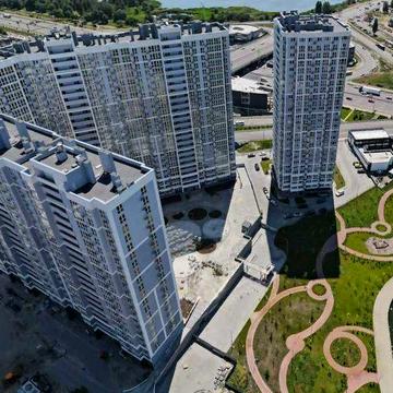 2к 84м Лебединий Харківська простора квартирав ЖК Лебединий