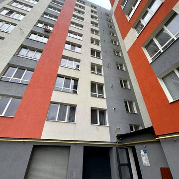 Потічна вул., 6