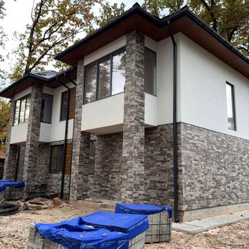 Академіка Ромоданова вул. (Льва Толстого)