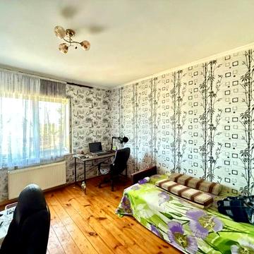 Будинок в с. Усатове, поруч Слободка