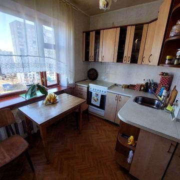 Здам 3 кімнатну квартиру на Оболоні (метро Мінська)