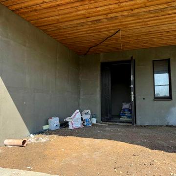 Будинок у с. Дачне