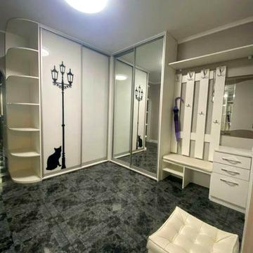 Оренда чудовоі  3к  квартири по вул Хорольська, 1А