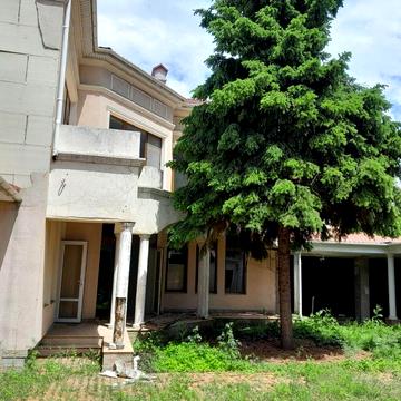 2 коттеджа. 7 ст. Фонтана.