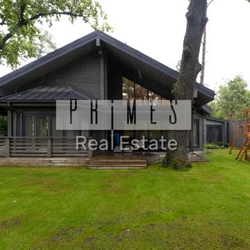 Олексіївська вул., 118