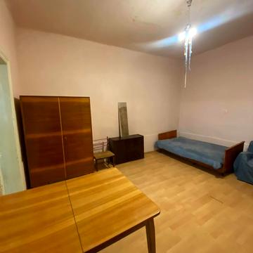 Григорія Сковороди вул., 16