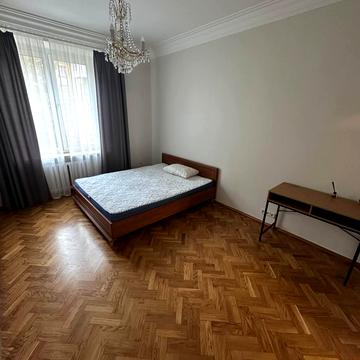 Харківське шосе, 11