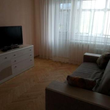 Воскресенка Запорожця Петра 1 кім в гарному стані