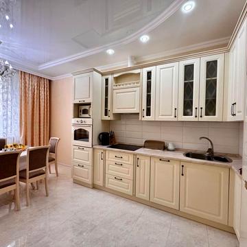 Перлинна вул., 16