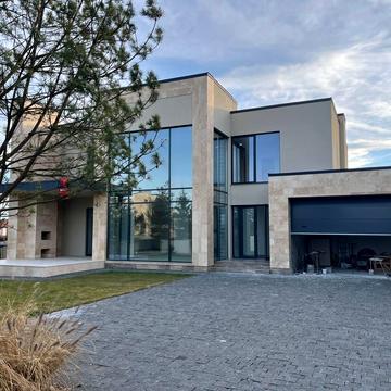 Садова вул.