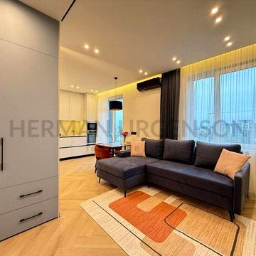 Продаж 1к квартири 38 м.кв / вул. Руська, Центр