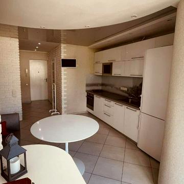 Зодчих вул., 50-Б