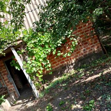 Земельна ділянка з будинком