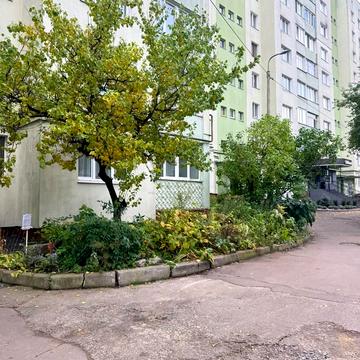 Генерала Безручка, 9