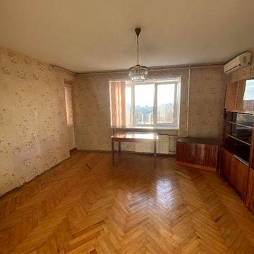 Квартира в районі ринку Нива! Є-Відновлення!