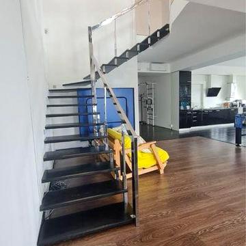 Квартира з вдачею НАПРЯМУ БЕЗ РІЄЛТОРІВ,270 кв м /400грн за кв м.торг