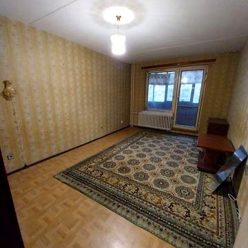 Продам 1  квартиру на Всебратское-2