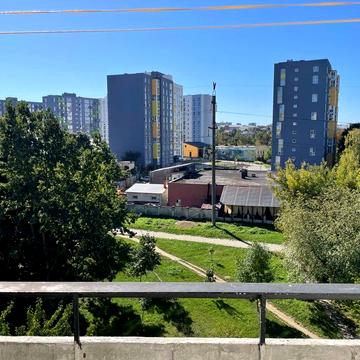 Продаж 3 кімн. квартири вул. Сластіона