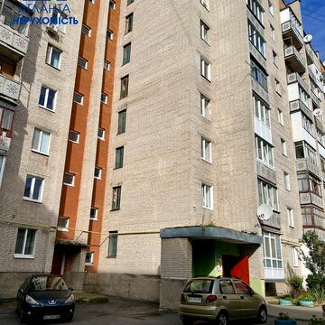 Кравчука вул., 10