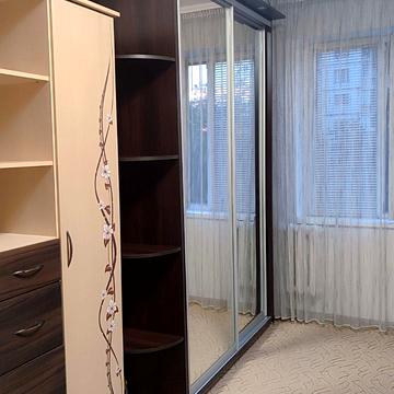 Райдужна вул., 39