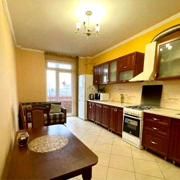 Оренда 2-кім. квартири, вул. Варшавська 193, ЖК «ЕкоДім»