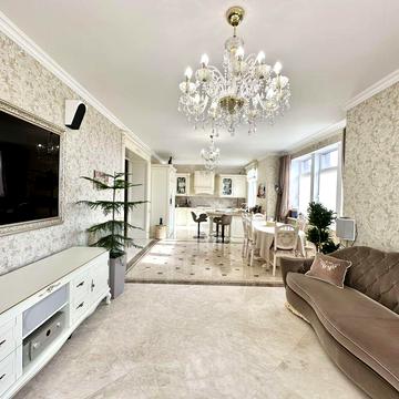 Продаж дворівневої квартири у ЖК ,,Ренесанс,,