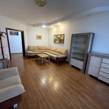 Миколи Бажана просп., 14