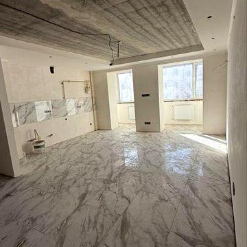 Двокімнатна квартира з просторою кухнею від власника ЖК на Старицького