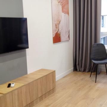 Салютна вул., 2