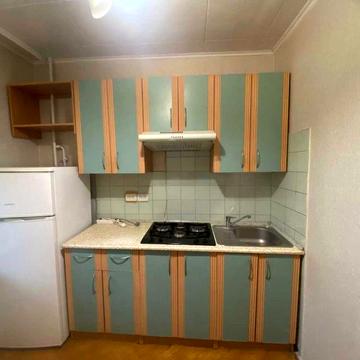 Ірпінська 69, 1к, з газом, низький поверх, можна з тваринкою, м Академ
