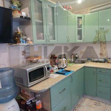 Бородинська вул., 22