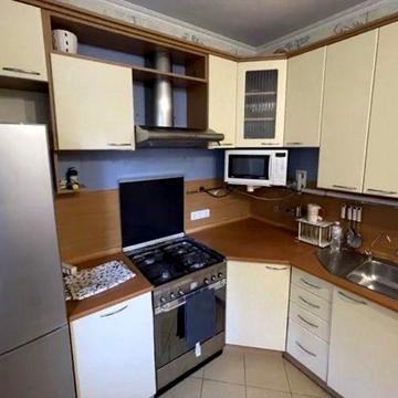 1-к з еврормонтом і газом, Жмаченко 6, м Дарниця пішки 5 хв