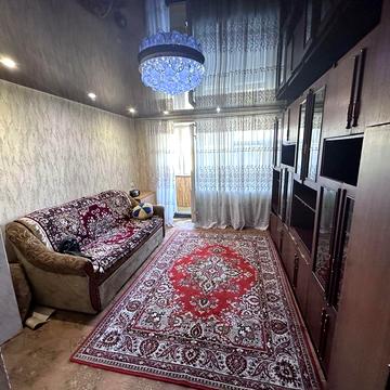 Продам 1-к квартиру на Клочко-6 ( кирпичный дом)