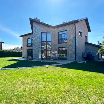 Лісова вул.