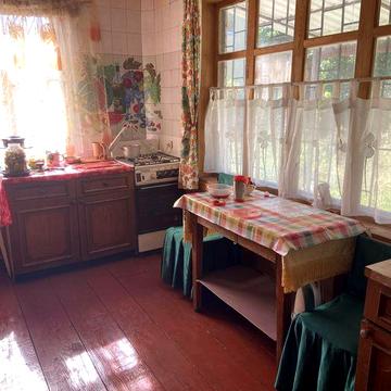 Нерухомість . Продається дача в СТ Лебедин . Є скважина, колодязь, газ