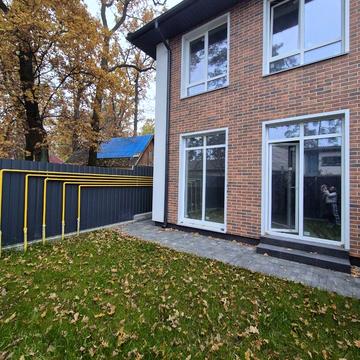 Українська вул.