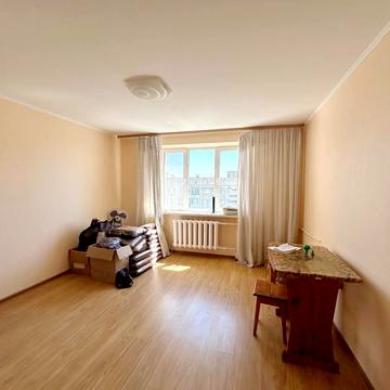 Академіка Корольова вул., 34/1