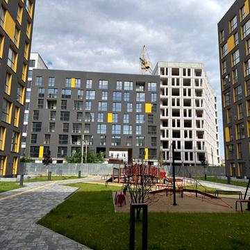 Богдана Хмельницького вул., 207