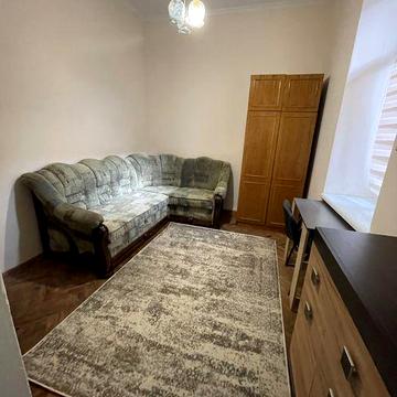 Оренда 1 кімнатної квартири в Шептицьких ( політехнічний)