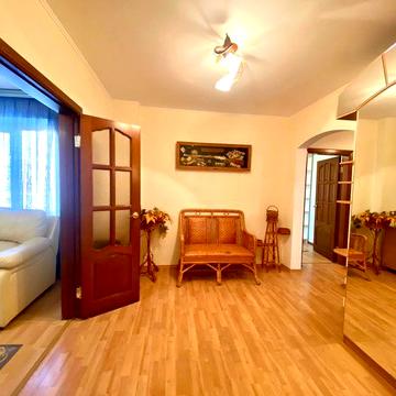 3-х кв. в центрі, утеплена, ремонт, техніка,меблі, заходь і живи. Торг