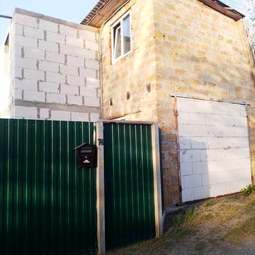 Обмін земельної ділянки з будинком на однокімнатну квартиру