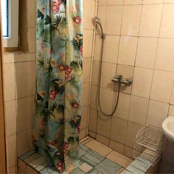 Однокімнатна в особняку район КВАРЦу (поруч ресторан «Венеція»)