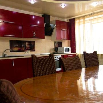 Сдам 3-ком Дом 10 Фонтана ул Китобойная.  110м. 2 этажа,