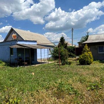 Продам два дома на участке. Приднепровск.