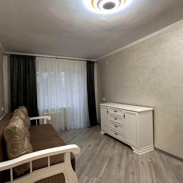 Львівський пров., 3