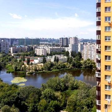 Простора 3-кімнатна квартира з якісним ремонтом просп Петра Григоренка