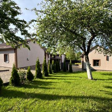 Продаж будинку Ременів з ремонтом 20 хв від Львова