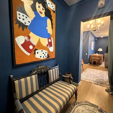 Яскрава 3-кімнатна квартира 94,4 м² біля парку, стиль поп-арт